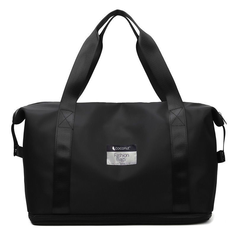 Bold expanding travel and gym bag with sleek design